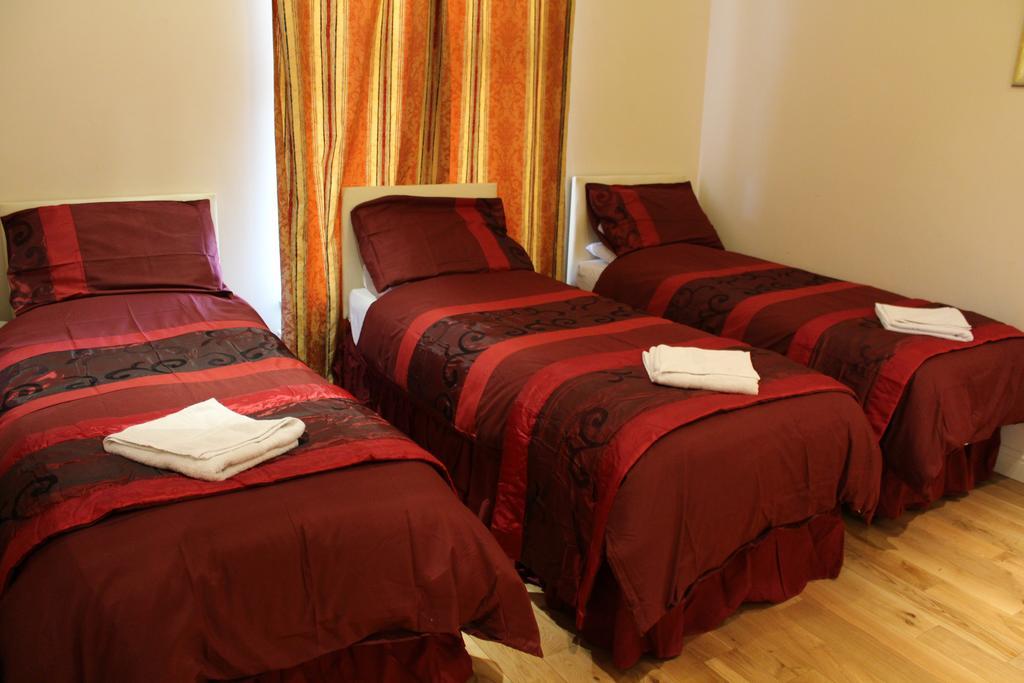 The Dharma Lodge Энфилд Экстерьер фото